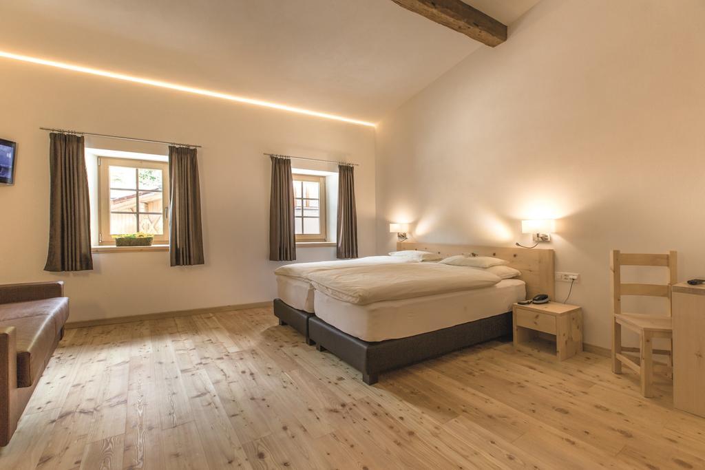 Hotel Helvetia Müstair Rom bilde