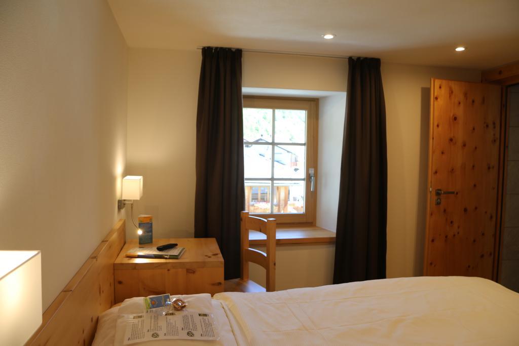 Hotel Helvetia Müstair Eksteriør bilde